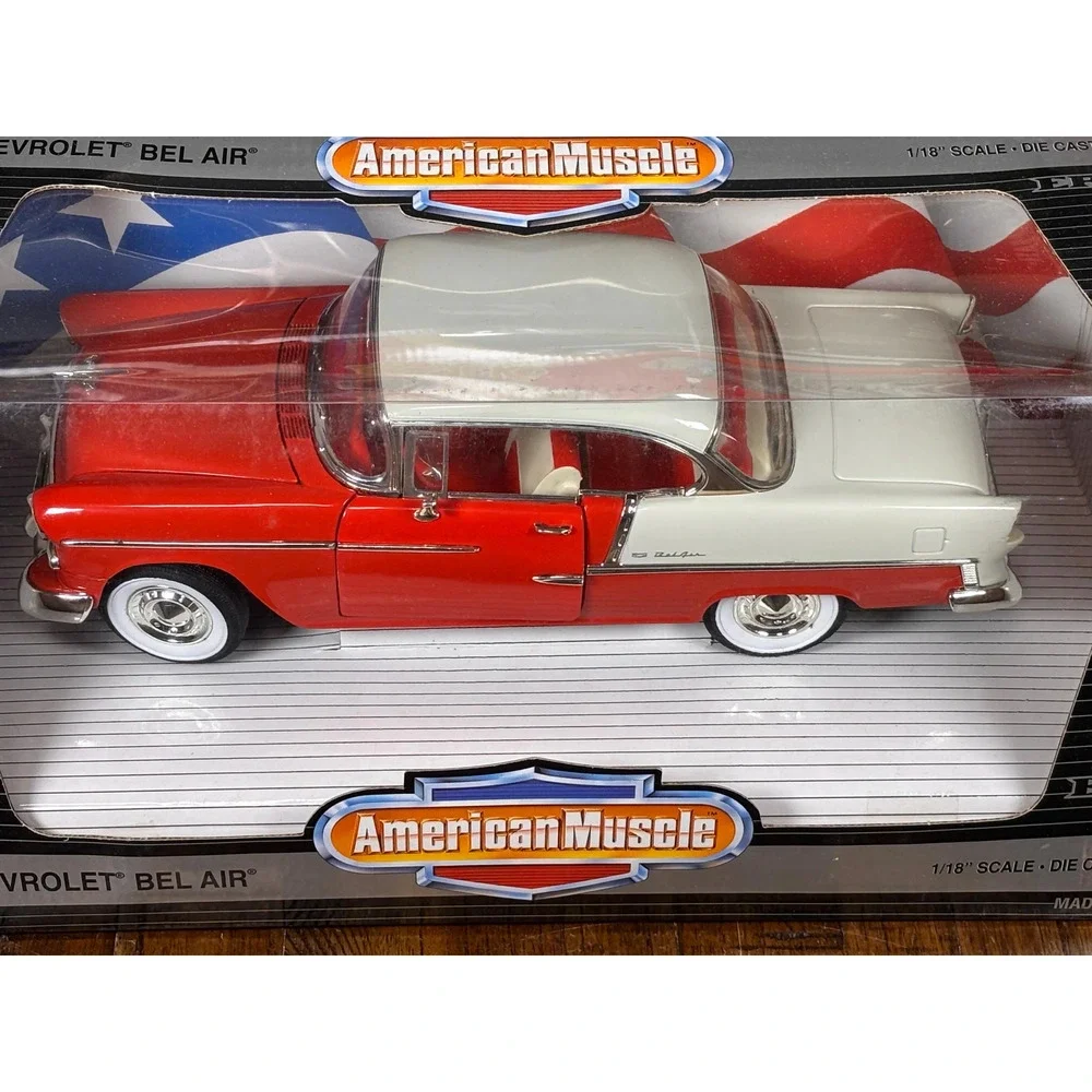 ERTL American Muscle 1955 Chevrolet Bel Air Die Cast 1:18 Red White Stripes